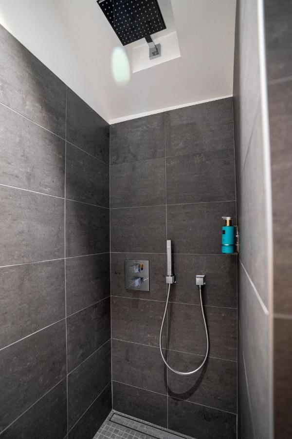 Krafft, Centre Ville, Climatise, Baignoire Double - La Cle Des Sacres Reims Eksteriør bilde